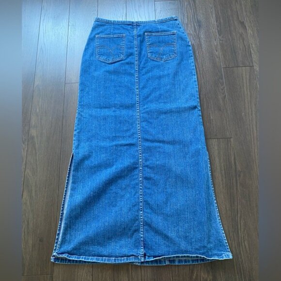 90’s Denim Maxi Skirt - Picture 15 of 15